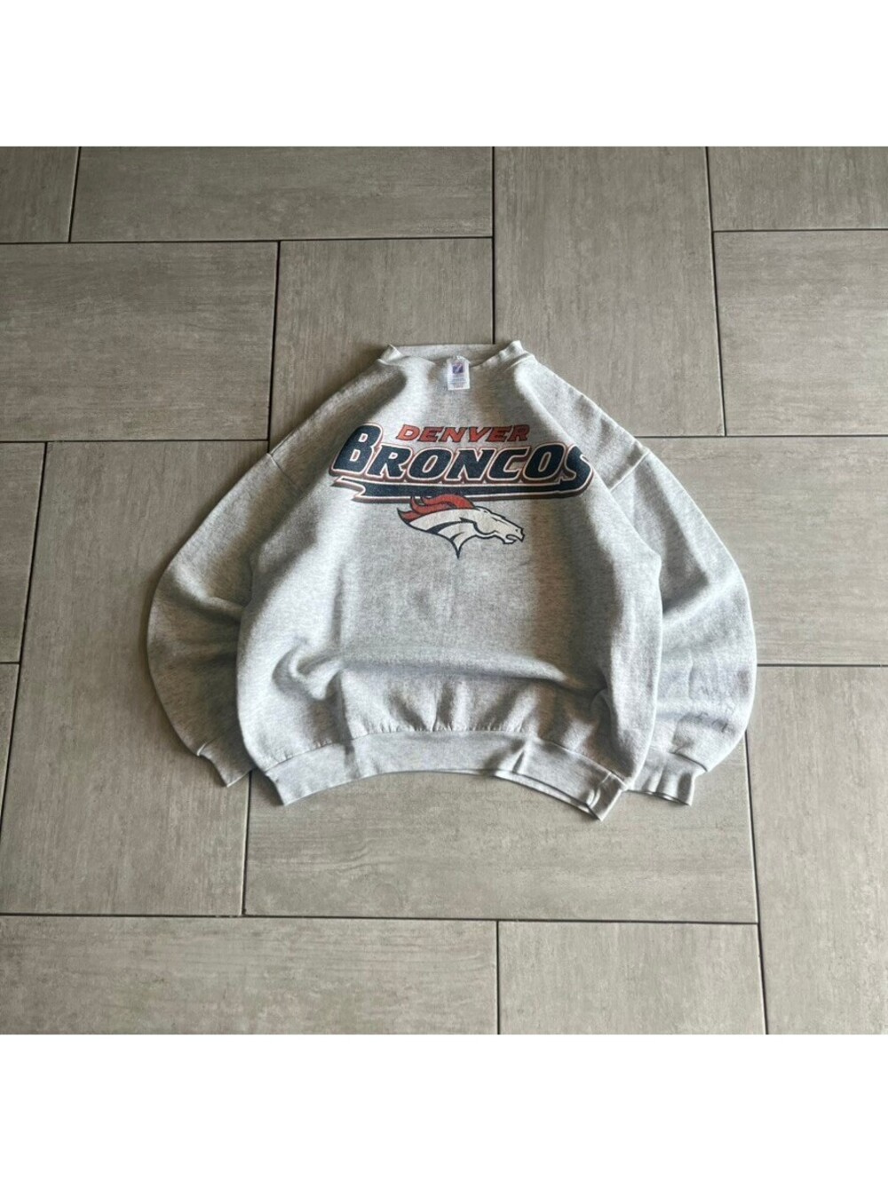 VIntage Logo 7 Denver Broncos Gray Pullover Sweatshirt Large